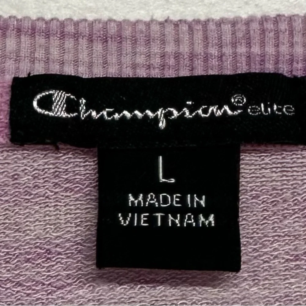 Champion elite size large long sleeve lightweight top, light purple & white mix